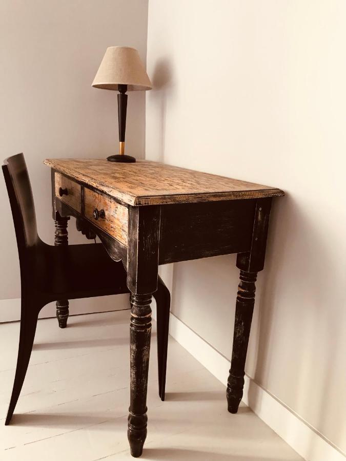 Elegante Maison Familiale Au Coeur Des Remparts De La Citadelle Le Château-dʼOléron Екстериор снимка